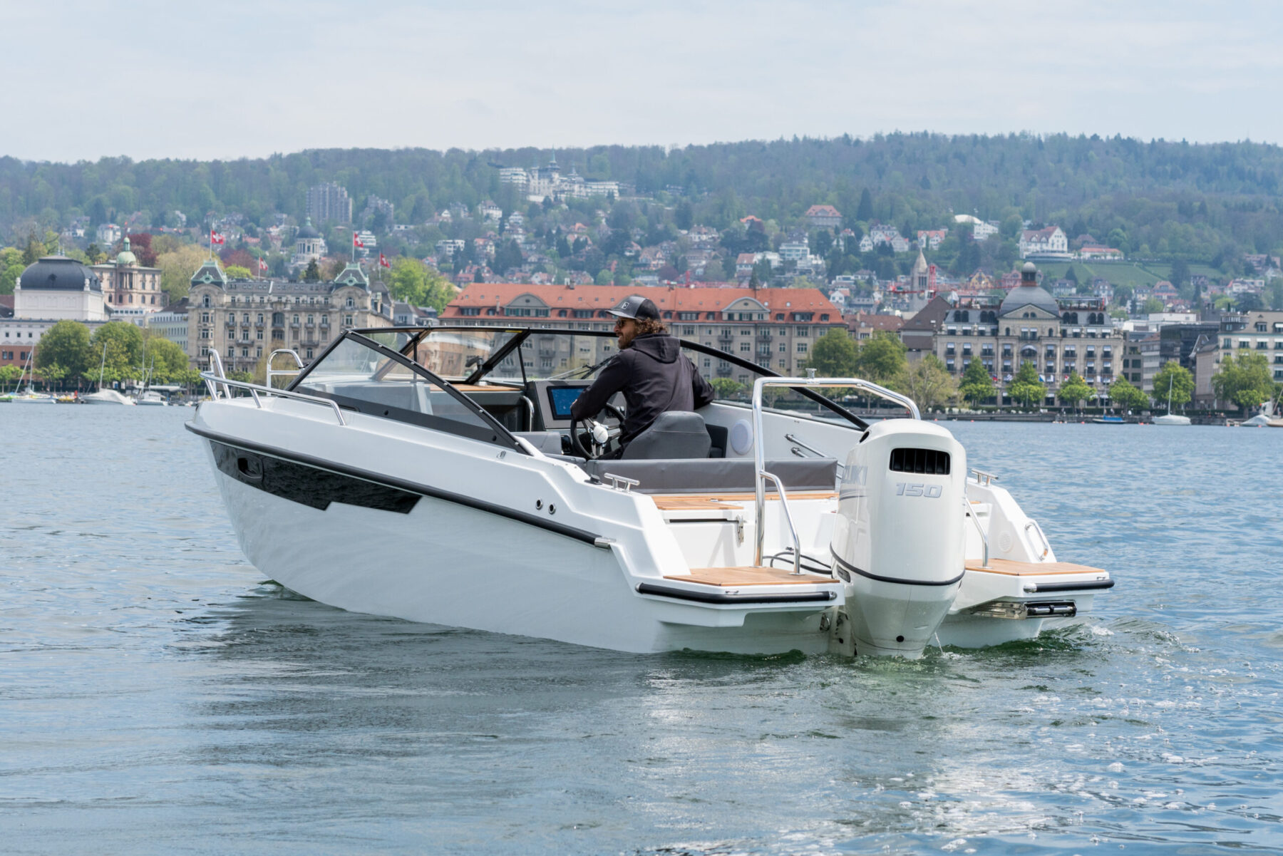 Yamarin (2) Yamarin 63 DC